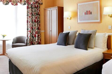 Hotel for sale Image 5
