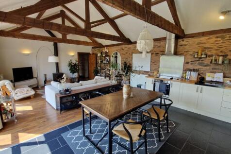 Kitchen / Diner / Lo