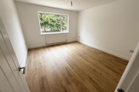 BEDROOM THREE/ DINING ROOM