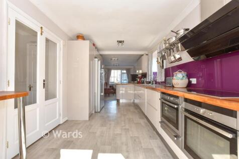 Kitchen/ Breakfast Room