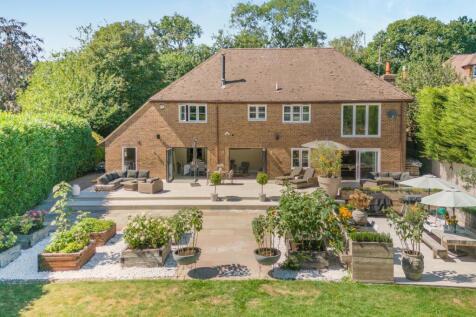 Ashford, TN27 - property photo