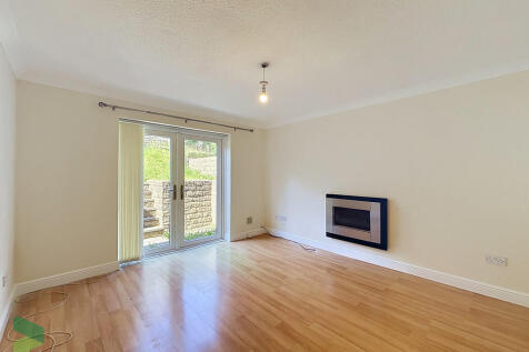 Grafton Court, Darwen photo 3