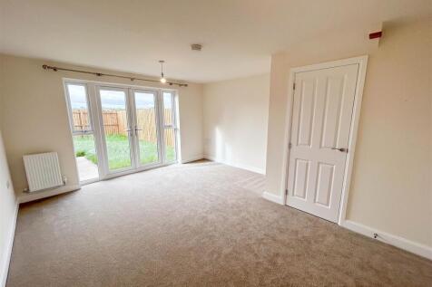 Lounge Dining Room