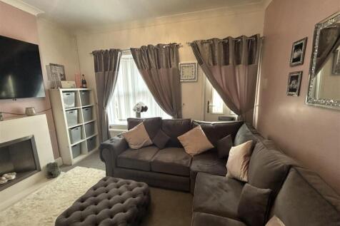 Front room.jpg