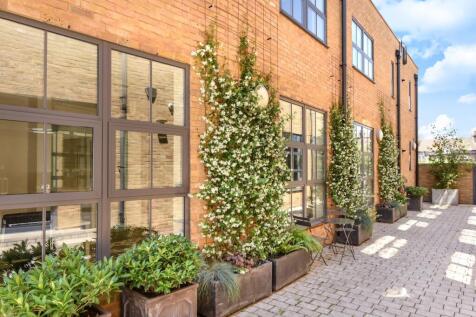 7288c199e9d8f9b5226222d93d7be059-letting23504.jp