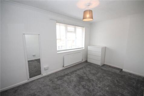 Coxdean, Epsom, Surrey, KT18 photo 4