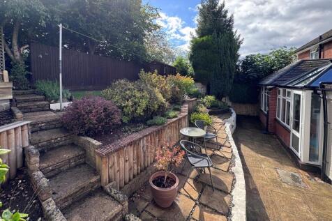 17 Lindale Drive-External 2.jpg