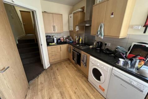 Kitchen Reverse
