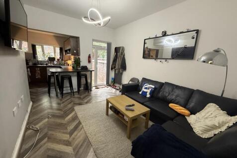 Eston Street, Chorlton-on-Medlock, £148pppw photo 2