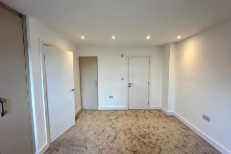 WhatsApp Image 2025-07-14 at 14.02.31 (1).jpeg