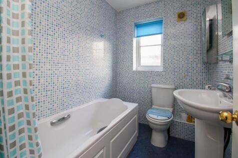 BATHROOM/W.C.