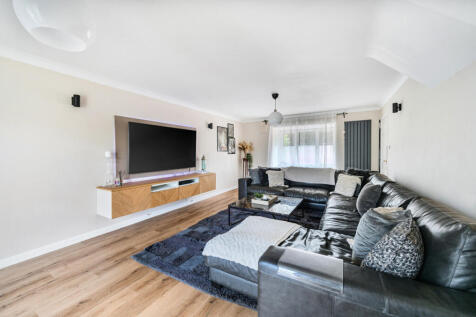 1319810-12-686bcd...