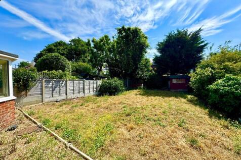 10 Preston Road g...