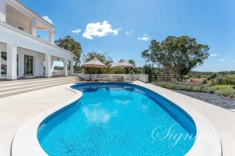 Exterior 1.4 (Large)