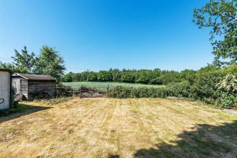 Rear Garden View - Coleshill-Cottages.jpg