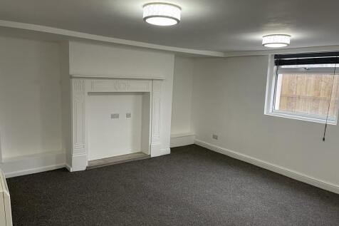 Lounge 2.jpg