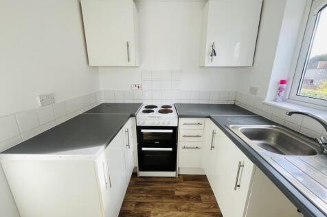 Frazer Close, Romford. photo 3