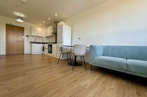 Steeplemount House, Shirley Road, Enfield photo 3