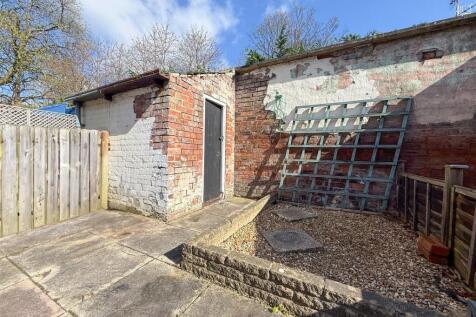 OUTBUILDING WC