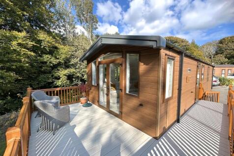 Helston, TR12 - property photo