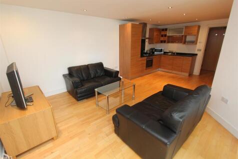 Living Room 1.JPG