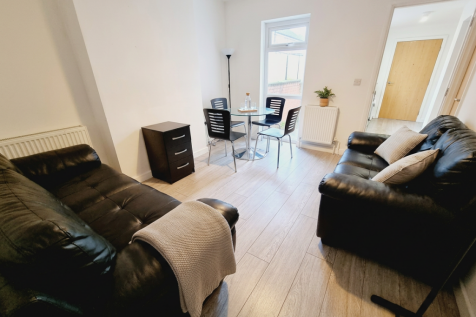 25 Oxford Street, Leamington Spa photo 2