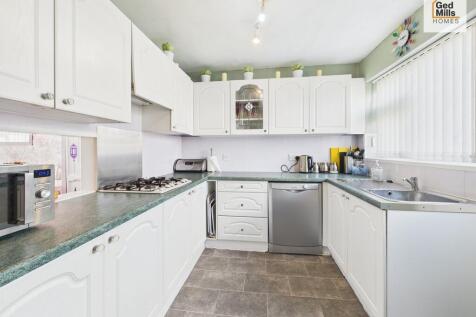 CAM04261G0-PR0099...