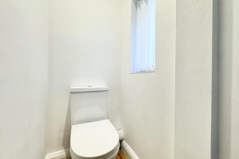 Leysholme Crescent, Wortley, West Yorkshire, LS12 photo 5