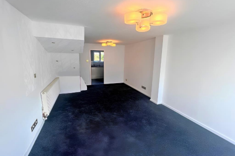 Long Croft Lane, Cheadle Hulme, Cheadle photo 3