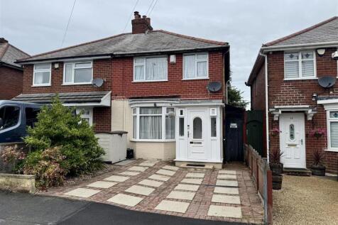Garland Crescent Halesowen 1.jpg
