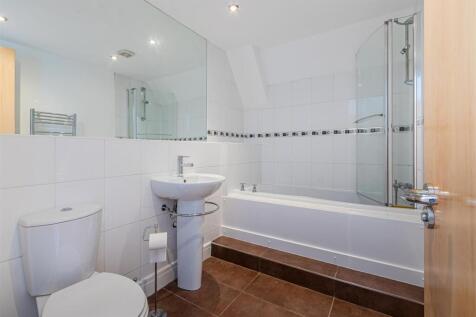 Cathedral Road 96, 5 (2 of 10).jpg