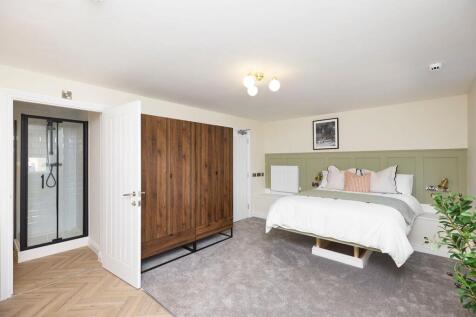 WhatsApp Image 2025-05-19 at 20.05.29 (2).jpeg