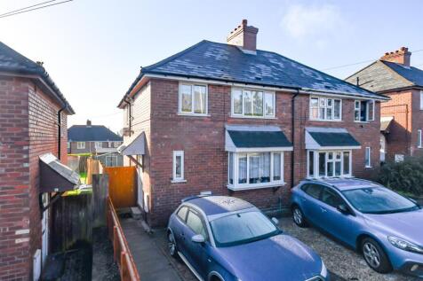 5 Smout Crescent.jpg