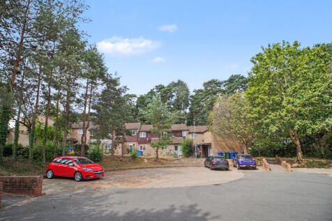 25 Lightwood, Bracknell, Berkshire, RG12 0TR