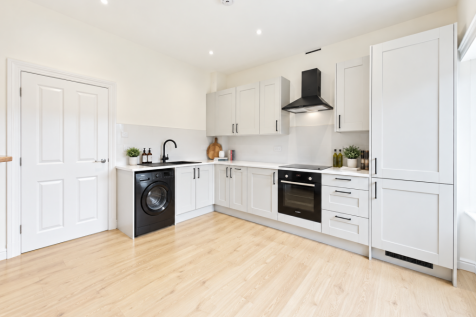 2-bed flat on Apartment 14 Abbeydale Hall, Abbeydale Road South, Sheffield, £1,395/mo