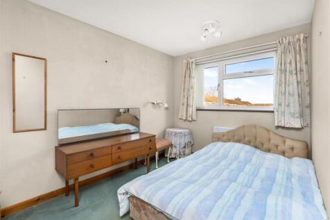 15 Avocet Way, Banbury-23.jpg