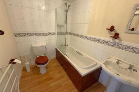 Bathroom.jpeg