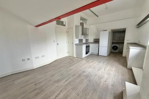 2 BED, Ware photo 3
