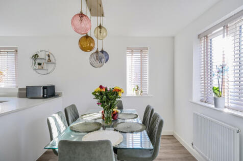 1350334-11-68be99...