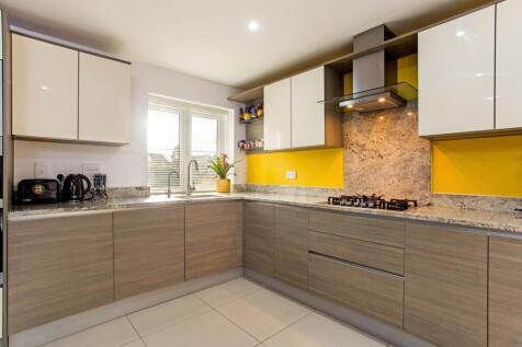 12 Bushnell Place...