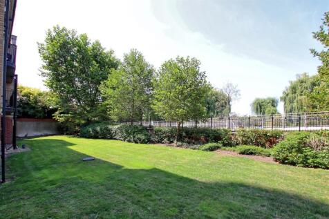 Communal gardens 1.jpg