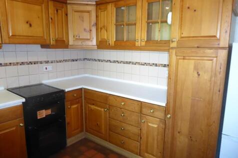 2 Pembroke Kitchen
