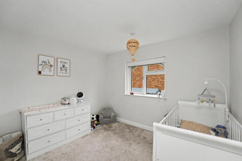 Fellowes Way, Stevenage, Hertfordshire photo 5