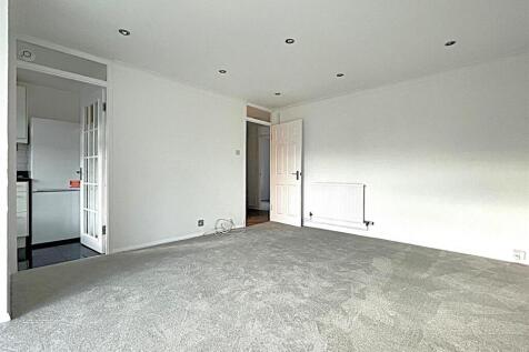 Lounge.1.jpg