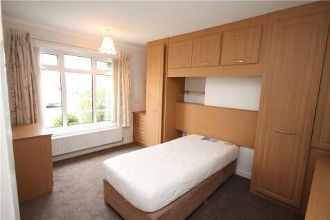 Tattenham Crescent, Epsom, Surrey, KT18 photo 4