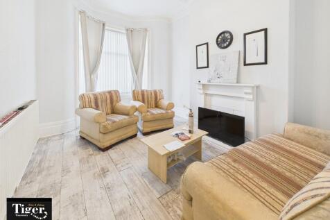 CAM02176G0-PR0795...