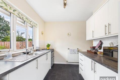 Woodwaye, Woodley, Reading, Berkshire, RG5 photo 3