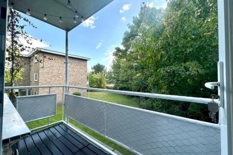 WhatsApp Image 2025-09-24 at 16.08.28_01eaa0a7.jpg