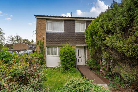 Camberley, GU16 - property photo