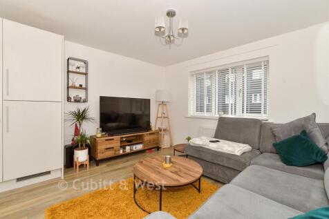 Lounge/ Kitchen